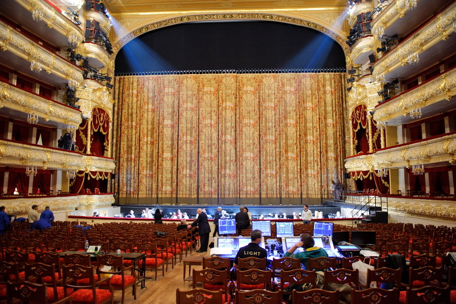 Большой театр зал фото историческая сцена
