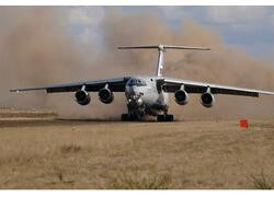 Ил-76МД-90А впервые выполнил посадку и взлет с грунта