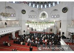 Состоялось первое богослужение в Соборной мечети Крыма