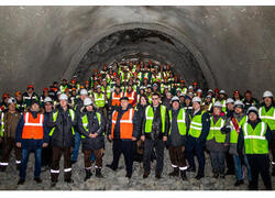 Завершена проходка нового тоннеля на Красноярской магистрали