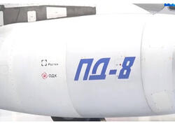 Изображение первого «Суперджет» с российскими двигателями ПД-8 под крылом