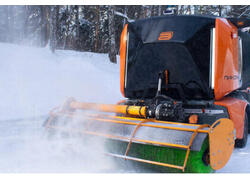 10 роботов-беспилотников приступили к&nbsp;уборке Москвы на&nbsp;постоянной основе