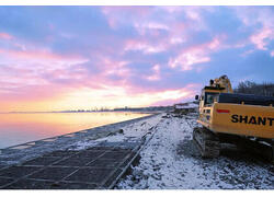 На берегу Азовского моря в Мариуполе реконструируют пляжную зону и набережную