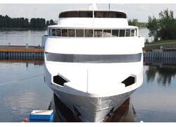 На СНСЗ спущено на воду головное пассажирское судно «Виктор Астафьев» проекта А45-90.2