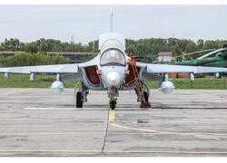 Объединенная авиастроительная корпорация передала Минобороны партию учебно-боевых самолетов Як-130