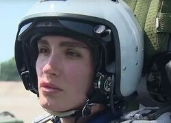 Появились кадры с первой девушкой-летчиком истребителя МиГ-31