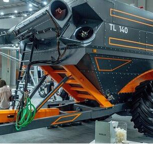 KOBLiK GROUP презентовала новый бункер-перегрузчик с&nbsp;минимально травмирующим шнеком