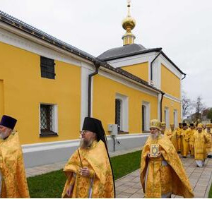 Воскресенский храм на&nbsp;Торговой площади в&nbsp;Суздале освящен и&nbsp;открыт для верующих