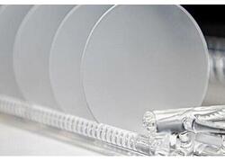 В Подмосковье начато производство кварцевого стекла для микроэлектроники.