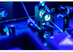 Микролазер для компьютеров будущего собрали в Санкт-Петербурге
