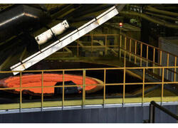 На ОЭМК введен в эксплуатацию уникальный российский стенд для сушки ковшей для разлива стали.