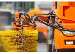 ОАО «РИАТ»: в серию запущен спецавтомобиль — комбинированная дорожная машина