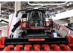 Премьера зерноуборочных комбайнов серии S состоялась в рамках АГРОСАЛОНА 2024