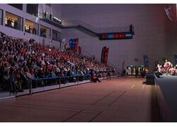 Крупнейший в России центр скалолазания открылся в Москве на базе ЦСКА