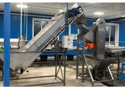 Российская компания представила новую линию для производства рыбных консервов