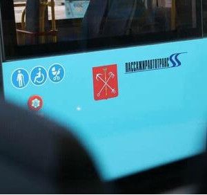 102 автобуса особо большого класса для Санкт-Петербурга