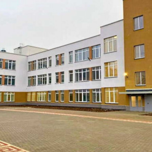 В&nbsp;Санкт-Петербурге в&nbsp;Красносельском районе открылась школа на&nbsp;1375 мест с&nbsp;двумя бассейнами