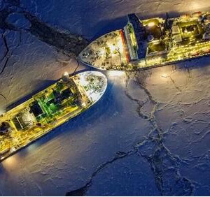 Объем грузоперевозок по&nbsp;Северному морскому пути в&nbsp;прошлом году достиг рекордных показателей