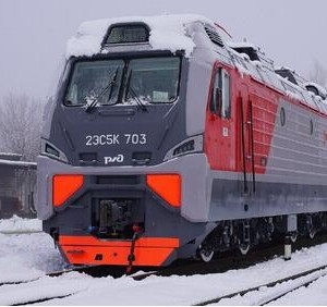 Электровозы 2ЭС5К продолжают пополнять депо Карасук