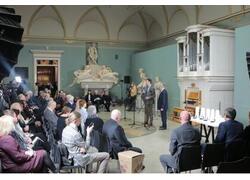 Выдающимся ученым вручили премию Oganesson