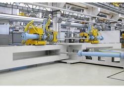 Ростех представил уникальный пресс для гибки авиационных и транспортных деталей