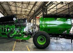 Завод НАИР представил новый высокопроизводительный посевной комплекс ДОН-578