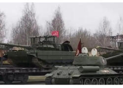 «Уралвагонзавод» отправил в войска новые партии танков Т-72Б3М и Т-90М «Прорыв»