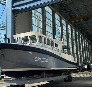 На&nbsp;СЗ &laquo;Озерная Верфь&raquo; спущен на&nbsp;воду патрульный катер &laquo;Орешек&raquo; проекта 15M