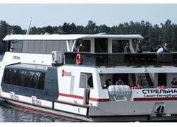 Судно &laquo;Стрельна&raquo; проекта EM901 Ecocruiser-m передано заказчику