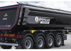 Новый строительный самосвал из Калининграда