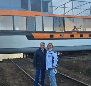Проект ПКС 40.2&nbsp;&mdash; &laquo;Минин&raquo; спущен на&nbsp;воду, заложен &laquo;Пожарский&raquo;