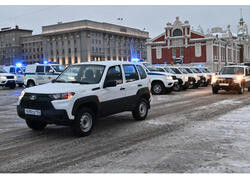 54 внедорожника российского производства получили полицейские Новосибирской области