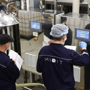 Новый производственный комплекс по&nbsp;выпуску косметики открыла компания &laquo;Миксит&raquo;