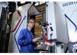 «СТАН» создал шлифовальный станок для обработки критически важных деталей авиадвигателей