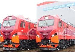 Коломенский завод выпустил два электровоза в&nbsp;особой ливрее для легендарного поезда &laquo;Красная стрела&raquo;