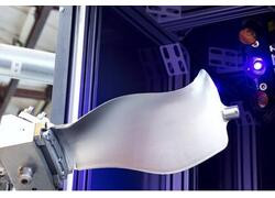 Робот вместо человека: &laquo;ОДК-Сатурн&raquo; автоматизировал шлифовку лопаток