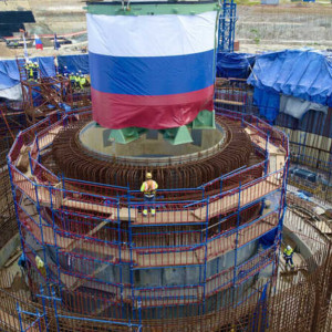 &laquo;Ловушку расплава&raquo; весом 157 тонн смонтировали на&nbsp;Ленинградской АЭС-2