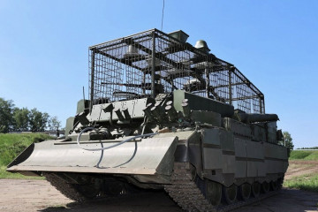 УВЗ испытал БРЭМ-80 с&nbsp;новой бронёй, связью шестого поколения и&nbsp;механизированной сцепкой