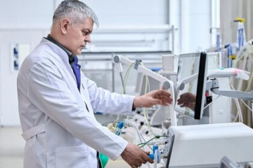 В&nbsp;России впервые начали серийно выпускать аппараты ИВЛ для новорождённых с &laquo;искусственным кашлем&raquo;