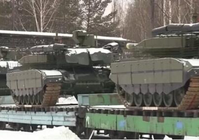 &laquo;Уралвагонзавод&raquo; отправил в&nbsp;войска эшелон с&nbsp;новой партией танков Т-90М &laquo;Прорыв&raquo;