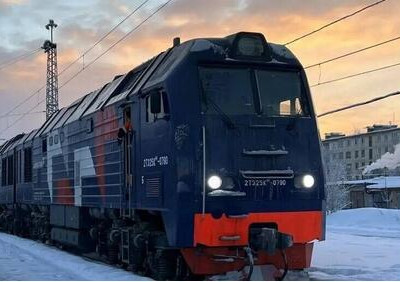 БМЗ передал компании &laquo;Северсталь&raquo; два магистральных грузовых тепловоза 2ТЭ25КМ