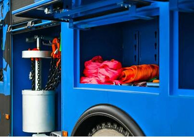 Первый российский эвакуатор грузоподъемностью 60 тонн построили на&nbsp;шасси 8&times;4