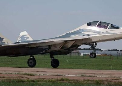 Двухместный истребитель Су-57 совершил первый полёт