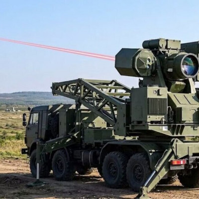 Минобороны показало новый лазерный комплекс &laquo;Заря&raquo; на&nbsp;учениях &laquo;Центр-2026&raquo;
